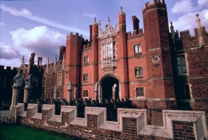Hampton Court Palace, Middlesex, UK/ The Bridgeman Art Library